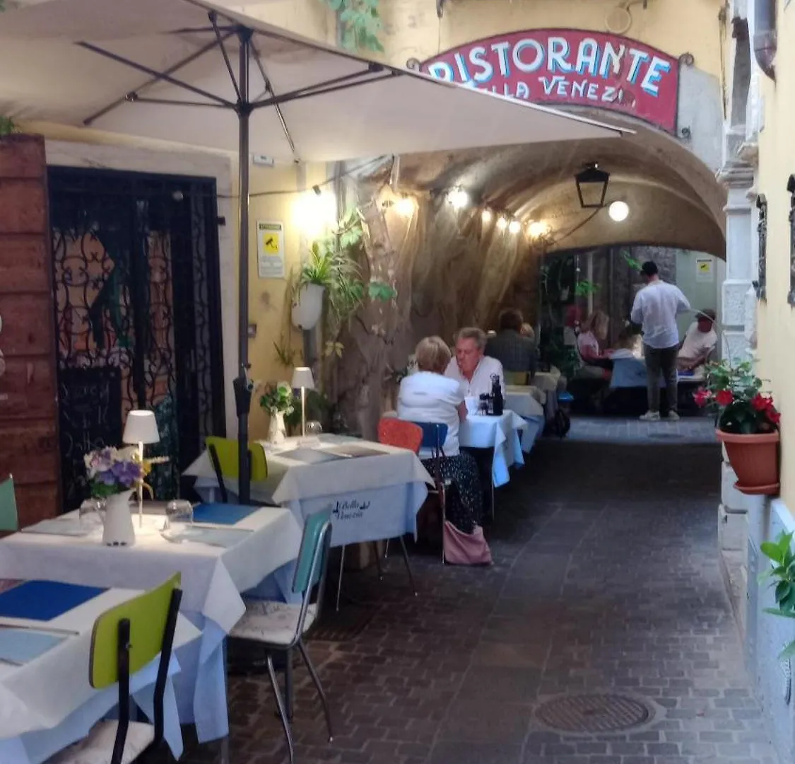 Mansarda Cavour Garda Centro Apartman